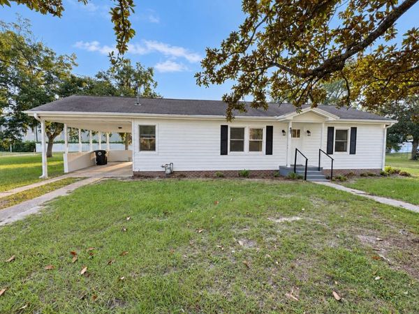 807 BLACKBURN STREET, Live Oak, FL 32064