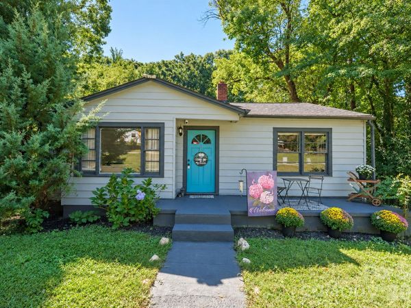 907 Mauney Road , Stanley, NC 28164