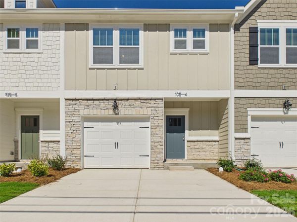 105 Dilling Street N, Unit 04, Kings Mountain, NC 28086