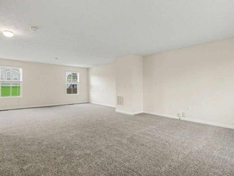 2552 Brook Run Drive , Lancaster, OH 43130 Photo 4