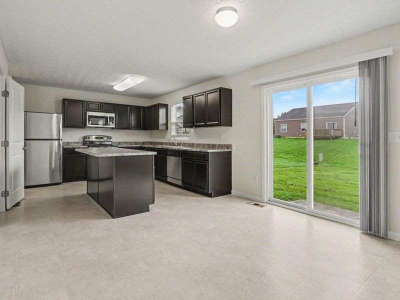2552 Brook Run Drive , Lancaster, OH 43130 Photo 7