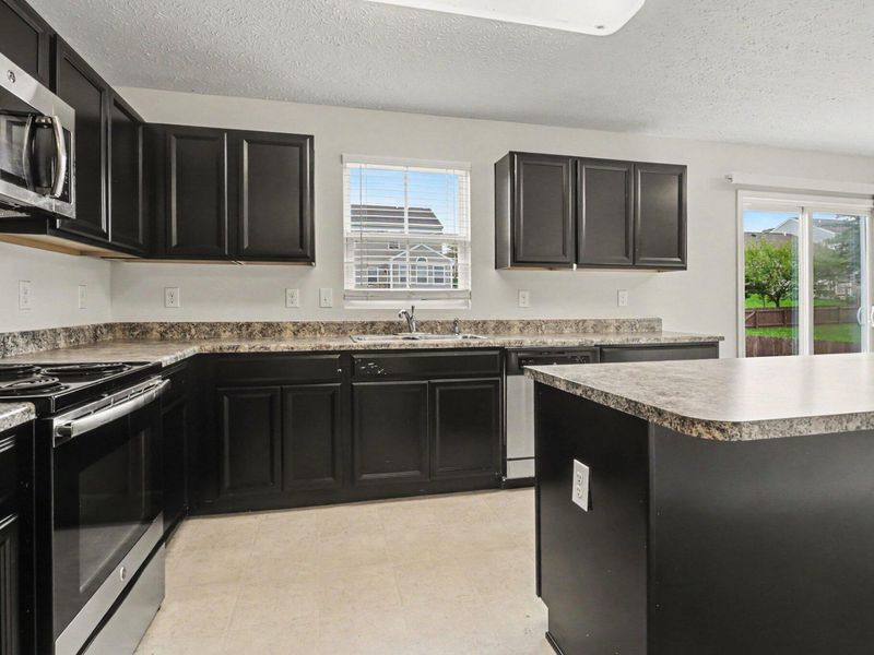 2552 Brook Run Drive , Lancaster, OH 43130 Photo 8