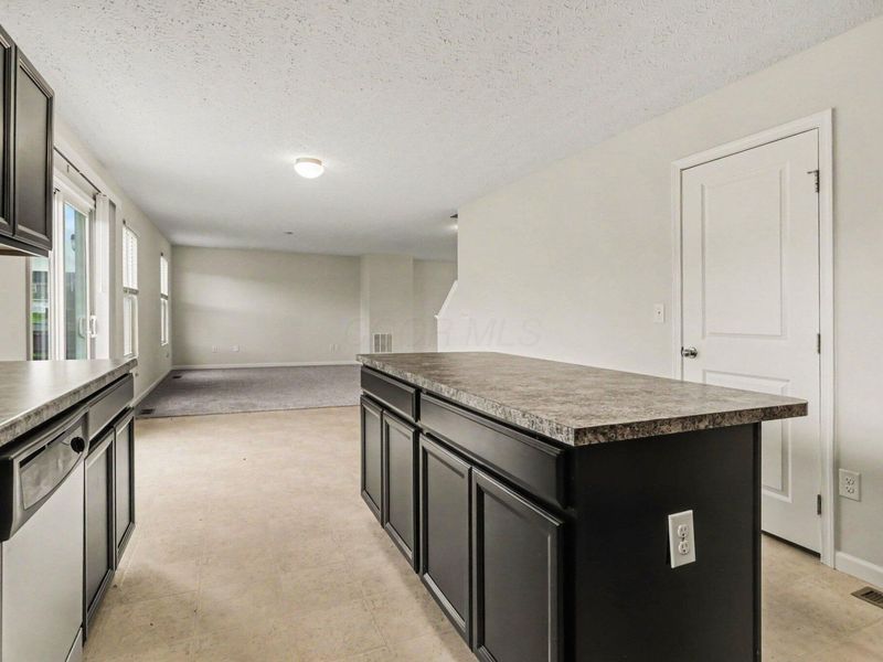 2552 Brook Run Drive , Lancaster, OH 43130 Photo 9