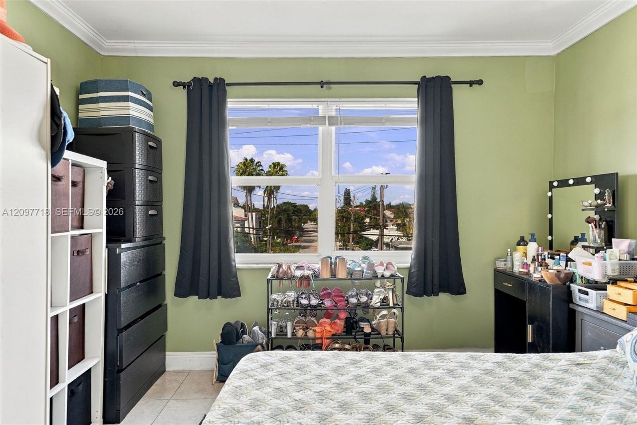 900 NE 18th Ave , Unit 304, Fort Lauderdale, FL 33304 Photo
