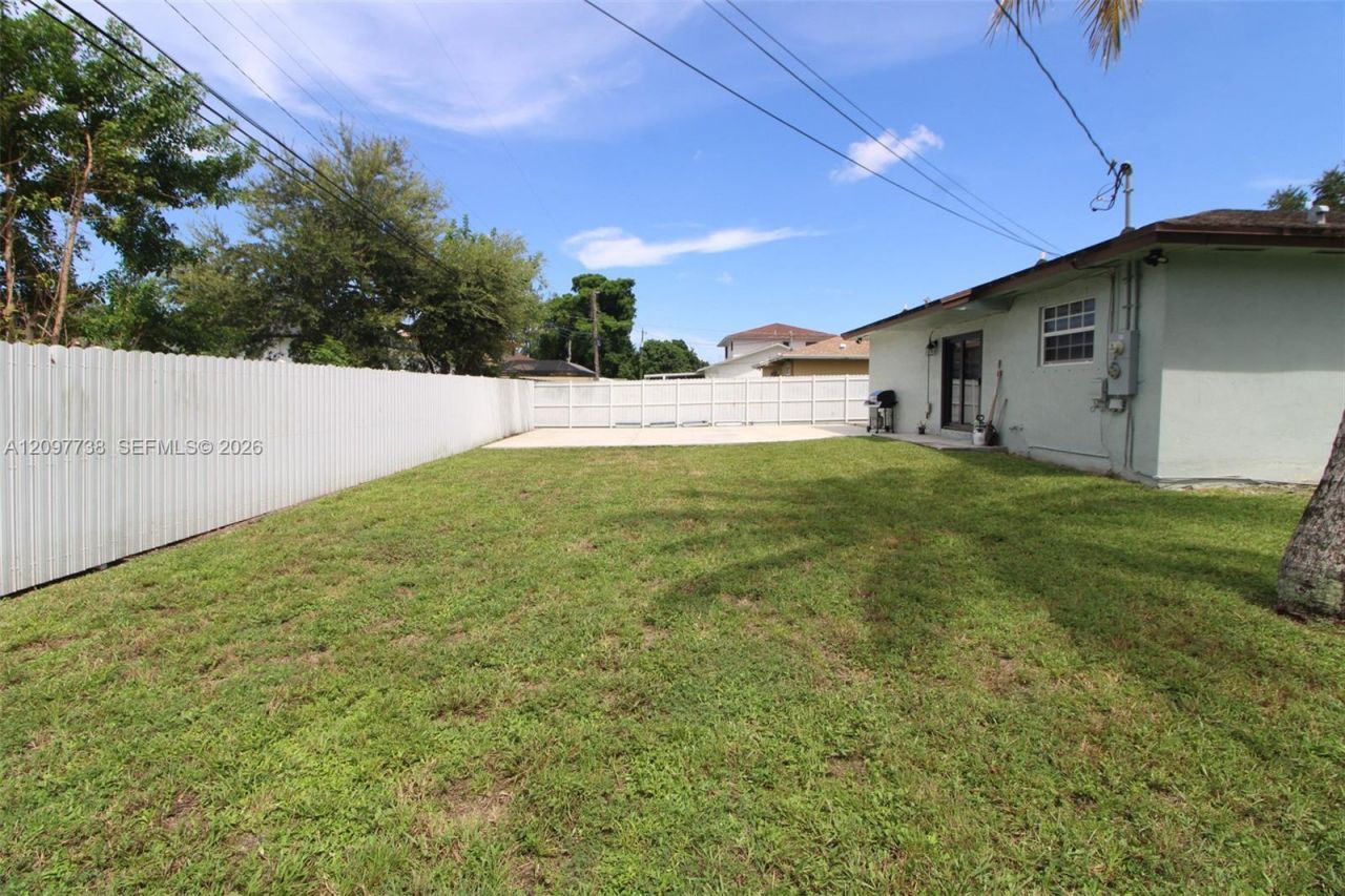 3481 NW 212th St, Miami Gardens, FL 33056 Photo