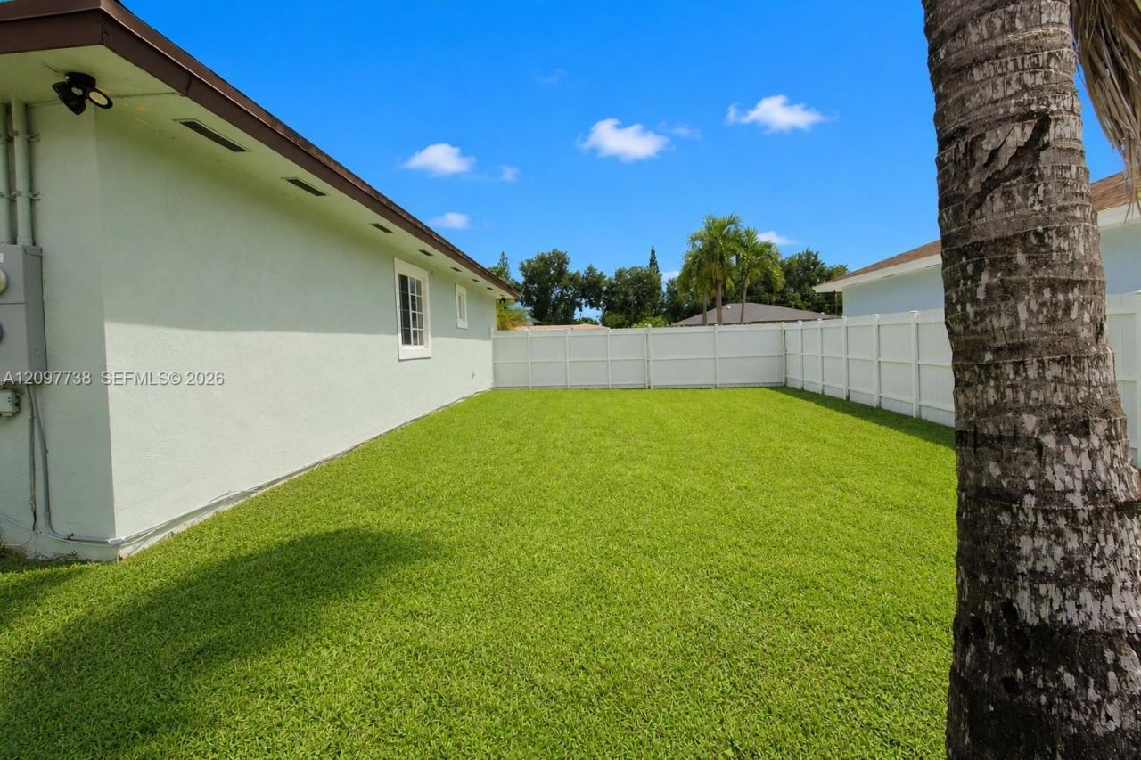 3481 NW 212th St, Miami Gardens, FL 33056 Photo