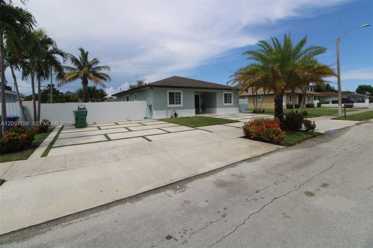 3481 NW 212th St, Miami Gardens, FL 33056 Photo