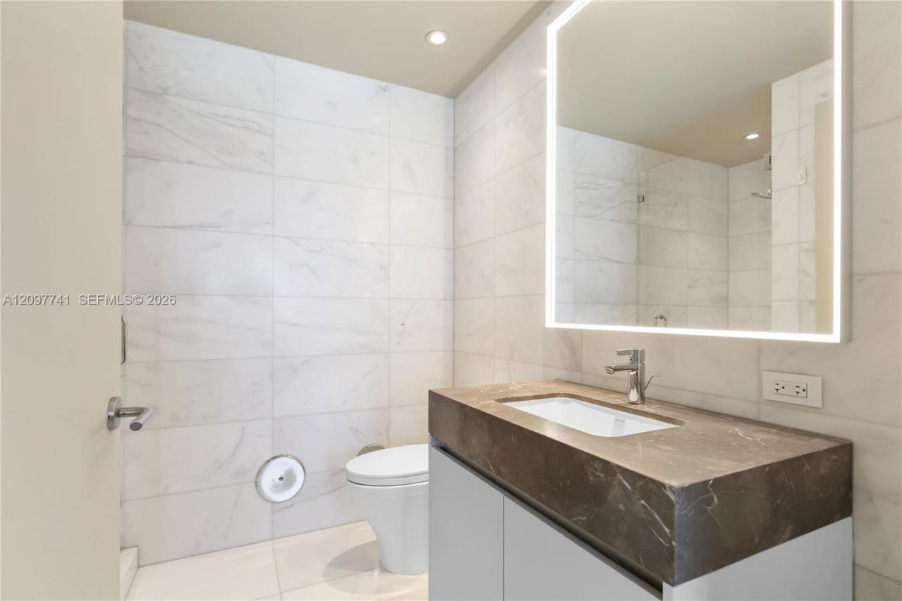 500 Alton Rd , Unit 802, Miami Beach, FL 33139 Photo