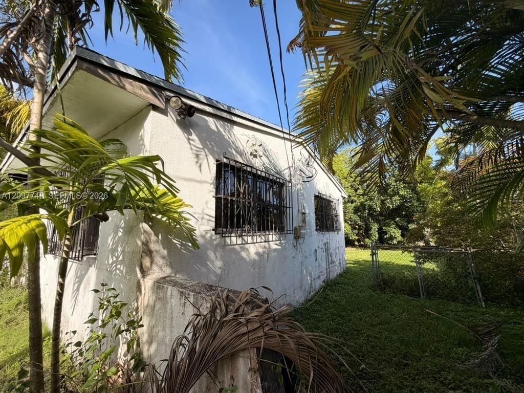 5861 SW 63rd Ct, South Miami, FL 33143 Photo