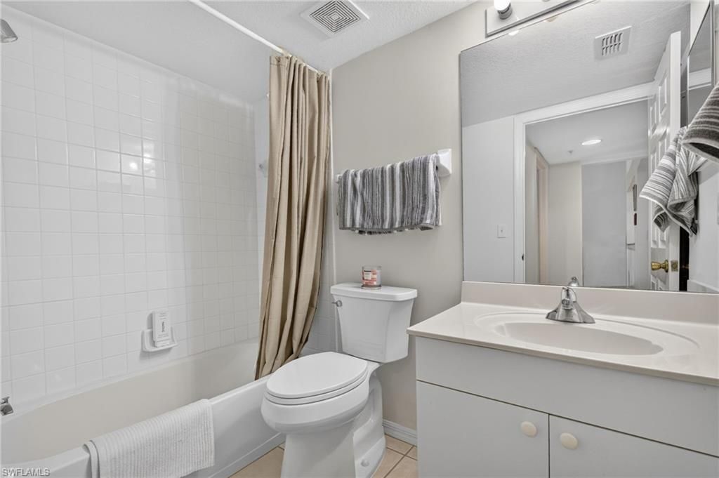 3245 Cypress Glen Way, Unit 518, Naples, FL 34109 Photo