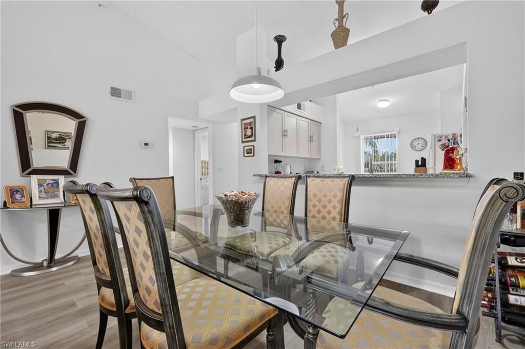 3245 Cypress Glen Way, Unit 518, Naples, FL 34109 Photo