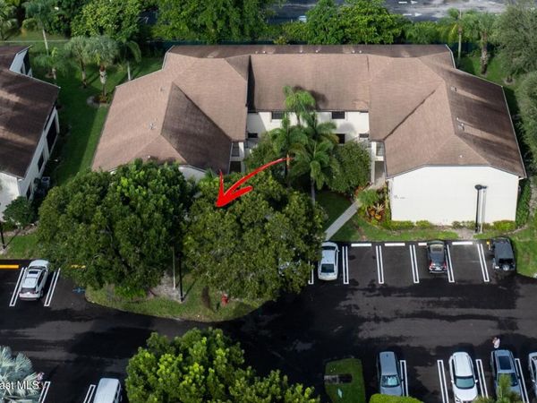 3284 Jog Park Drive, Lake Worth, FL 33467