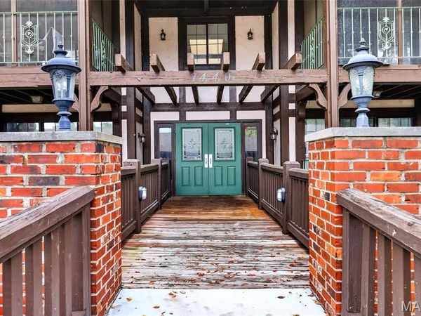 1440 Heritage Landing , Unit 304, St Charles, MO 63303