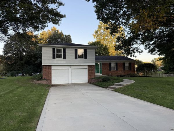 11764 Village Drive, Pickerington, OH 43147