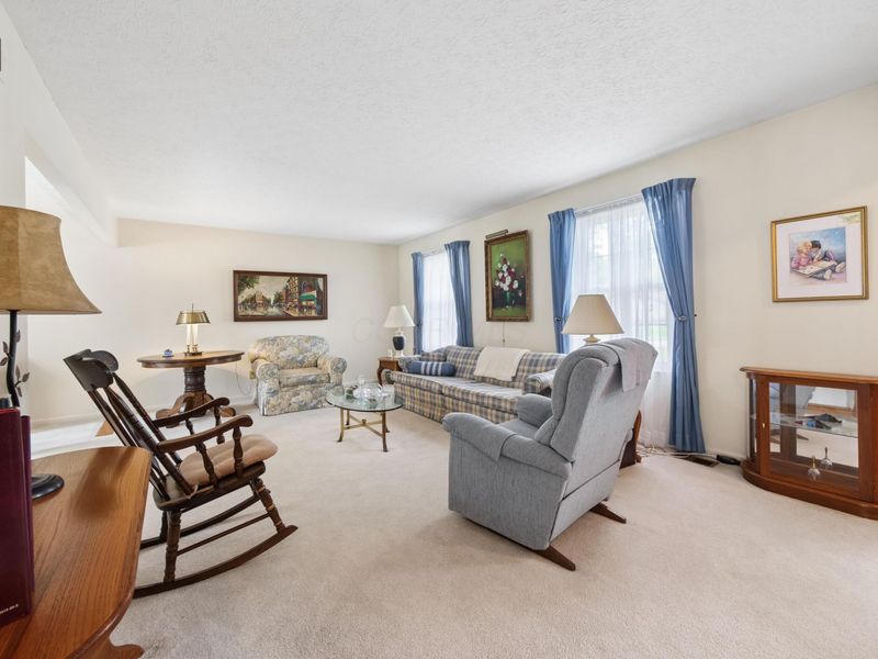 11764 Village Drive, Pickerington, OH 43147 Photo 7
