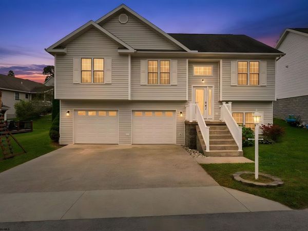 255 Hanalei Drive, Morgantown, WV 26508
