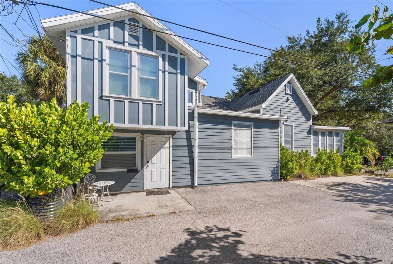 940 Locust Street Ne, Saint Petersburg, FL 33701 Photo