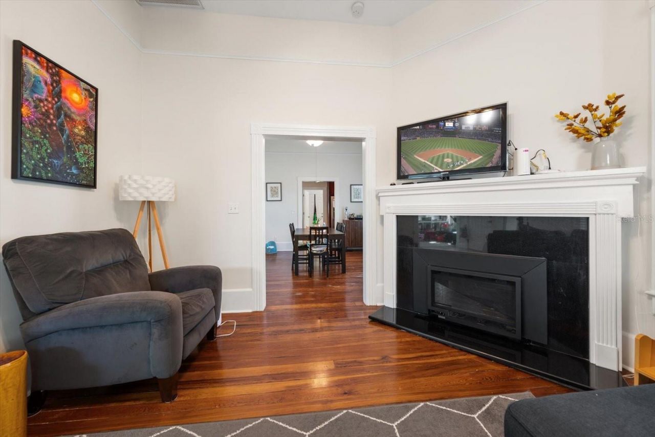 940 Locust Street Ne, Saint Petersburg, FL 33701 Photo