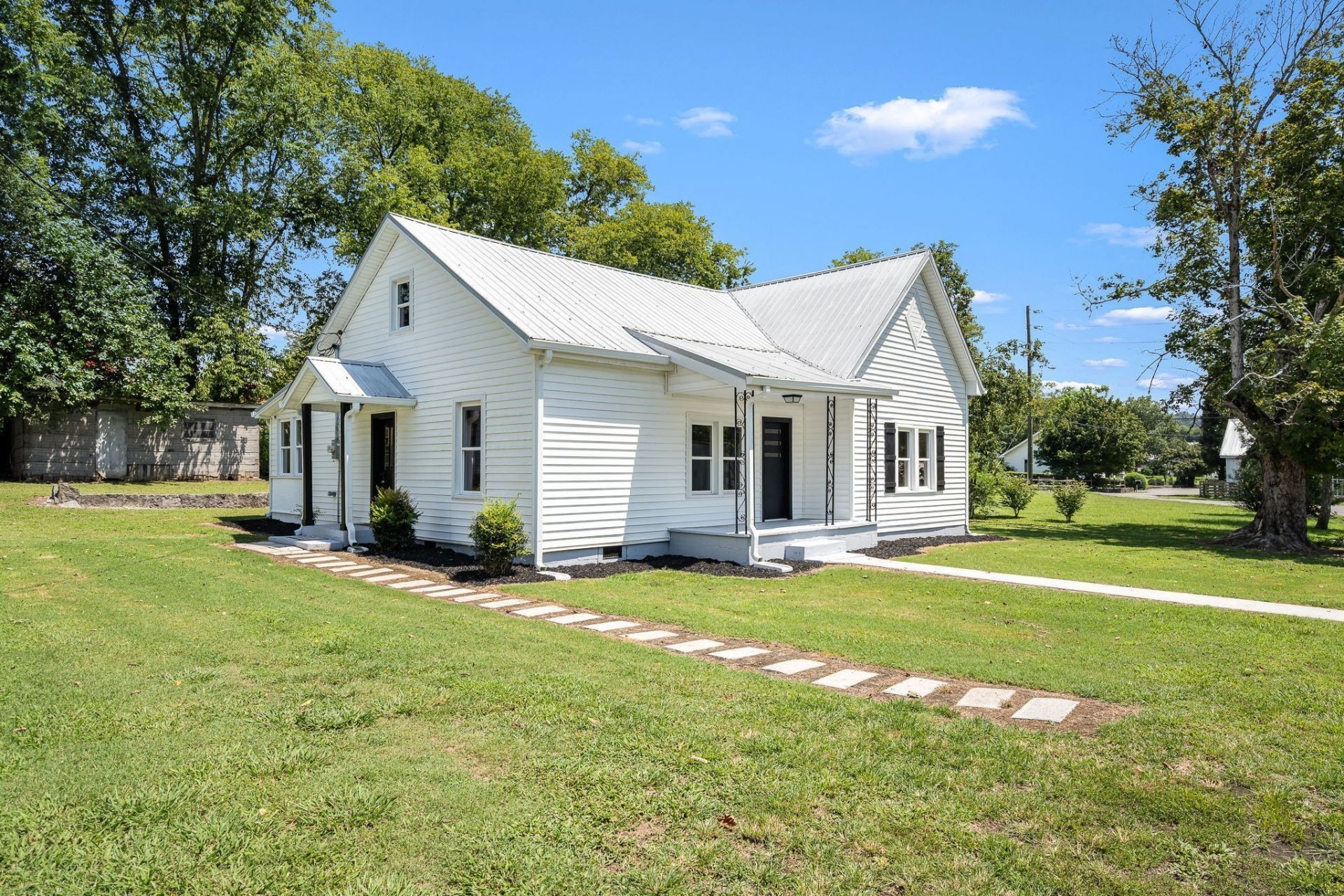 112 Re Davenport Ave , Auburntown, TN 37016 Main Photo