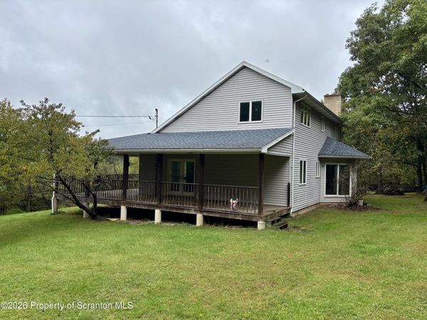 184 Smokies Mountain Lane , Falls, PA 18615
