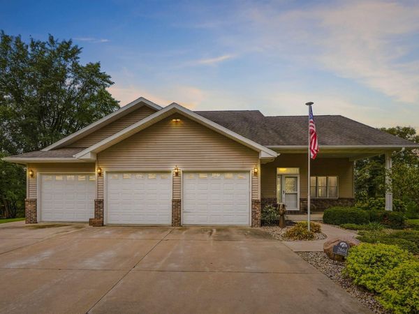 2661 Scenic Lane, Nashua, IA 50658