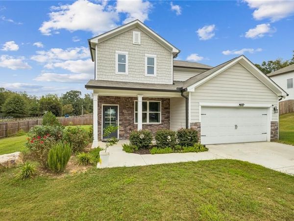 865 Lakeshore Drive , Winder, GA 30680