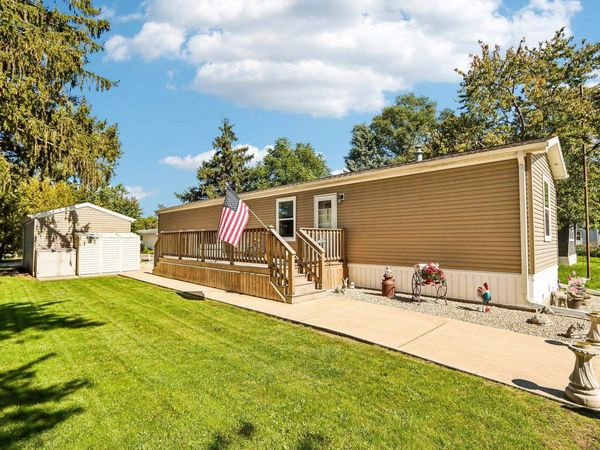 15941 Durand Avenue, Unit 4B, Union Grove, WI 53182