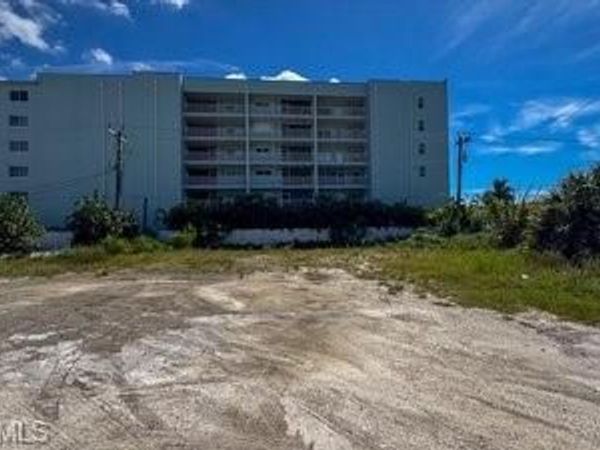 286 Fairweather LN , FORT MYERS BEACH, FL 33931