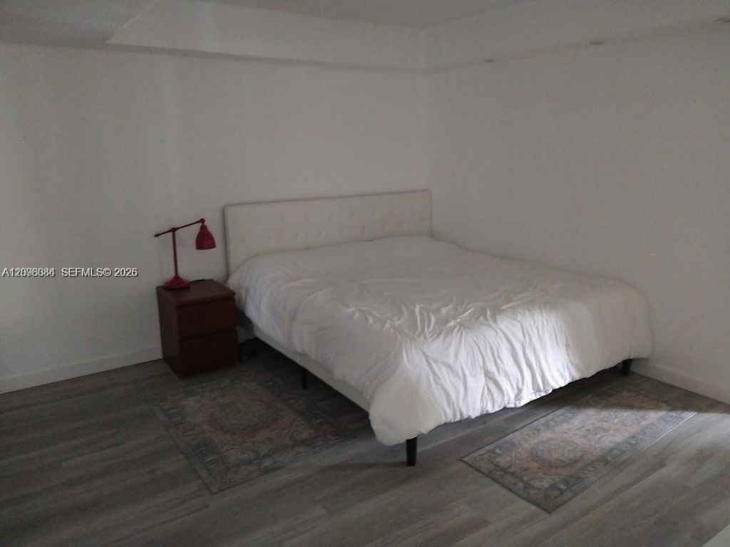 6039 Collins Ave, Unit 1710, Miami Beach, FL 33140 Photo