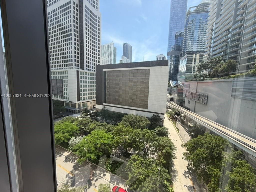 31 SE 6th St, Unit 1103, Miami, FL 33131 Photo