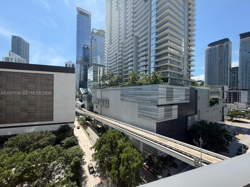 31 SE 6th St, Unit 1103, Miami, FL 33131 Photo