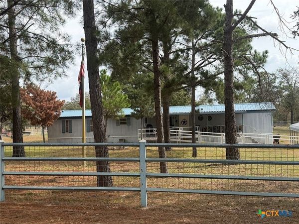 340 Shorthorn Road, Unit 1, Stockdale, TX 78160