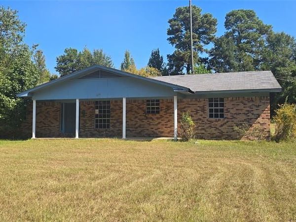 2172 Airport Loop , Homer, LA 71040