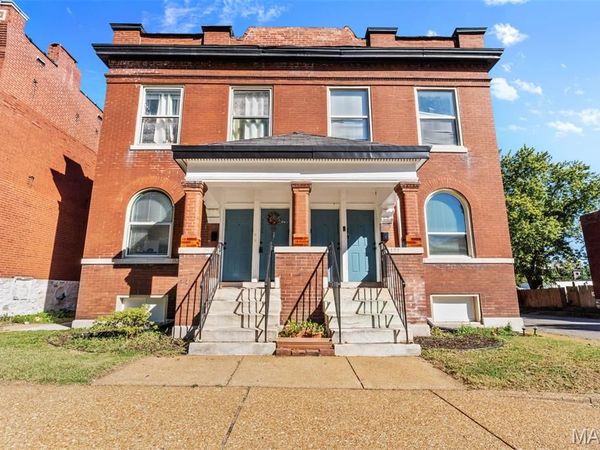 3430 Grace Avenue, St Louis, MO 63116