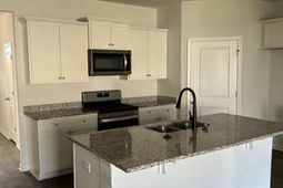 101 Akeley Lane photo 4