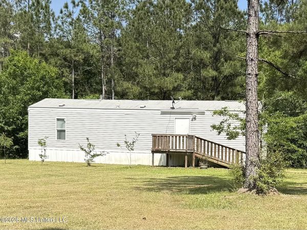 21440 Mississippi 603, Kiln, MS 39556