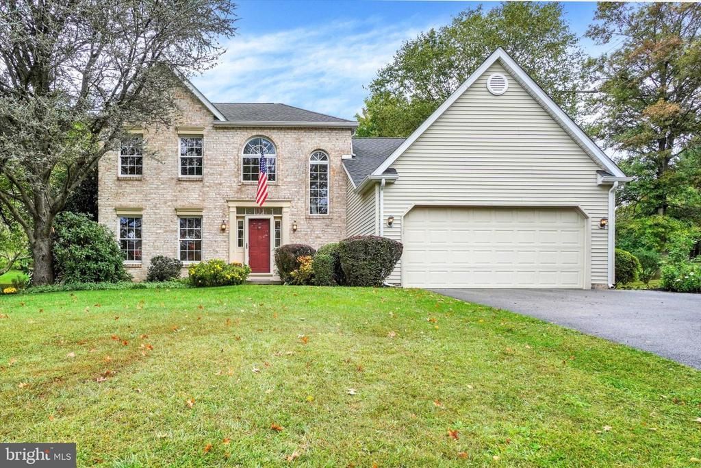 142 HERSHEY CIRCLE , STEWARTSTOWN, PA 17363