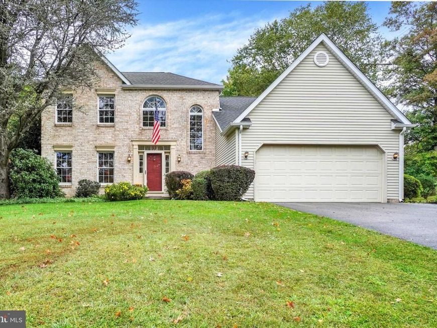 142 Hershey Circle , Stewartstown, PA 17363 Main Photo