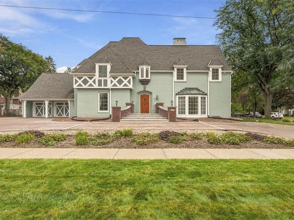 1615 Park Avenue, Eau Claire, WI 54701
