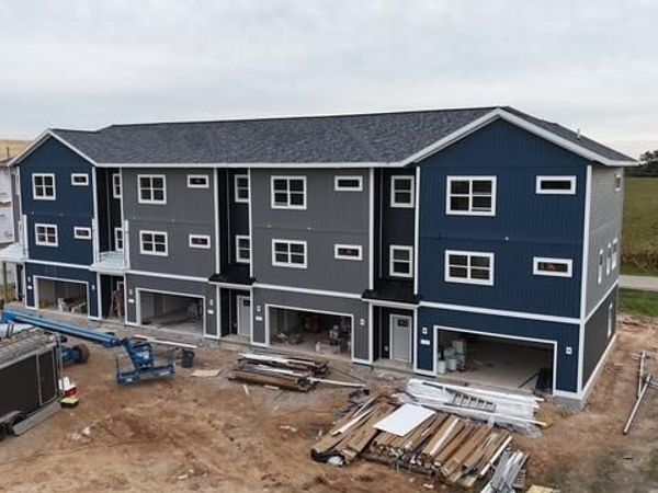 6335 Devil's Lake Way, McFarland, WI 53558