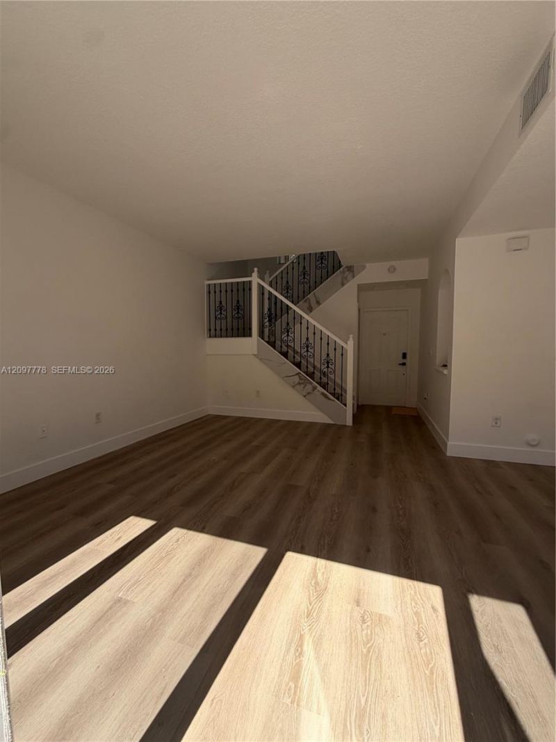 8520 NW 139th Ter , Unit 1607, Miami Lakes, FL 33016 Photo