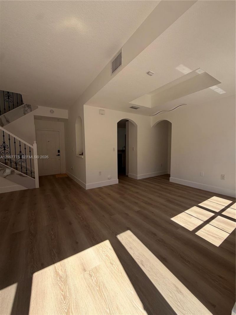 8520 NW 139th Ter , Unit 1607, Miami Lakes, FL 33016 Photo