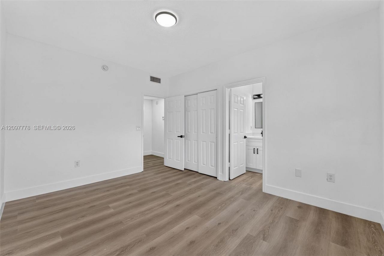 8520 NW 139th Ter , Unit 1607, Miami Lakes, FL 33016 Photo