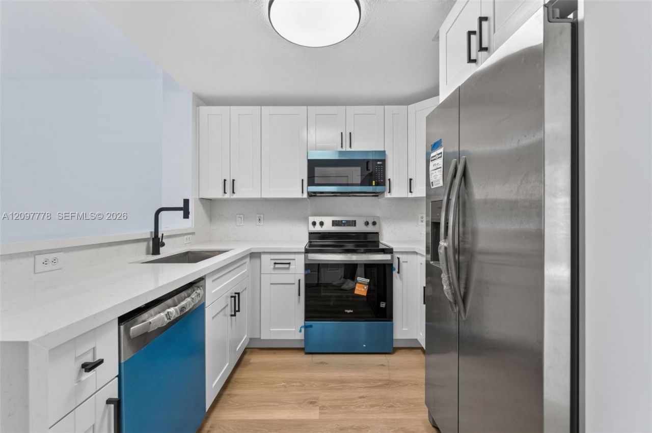 8520 NW 139th Ter , Unit 1607, Miami Lakes, FL 33016 Photo