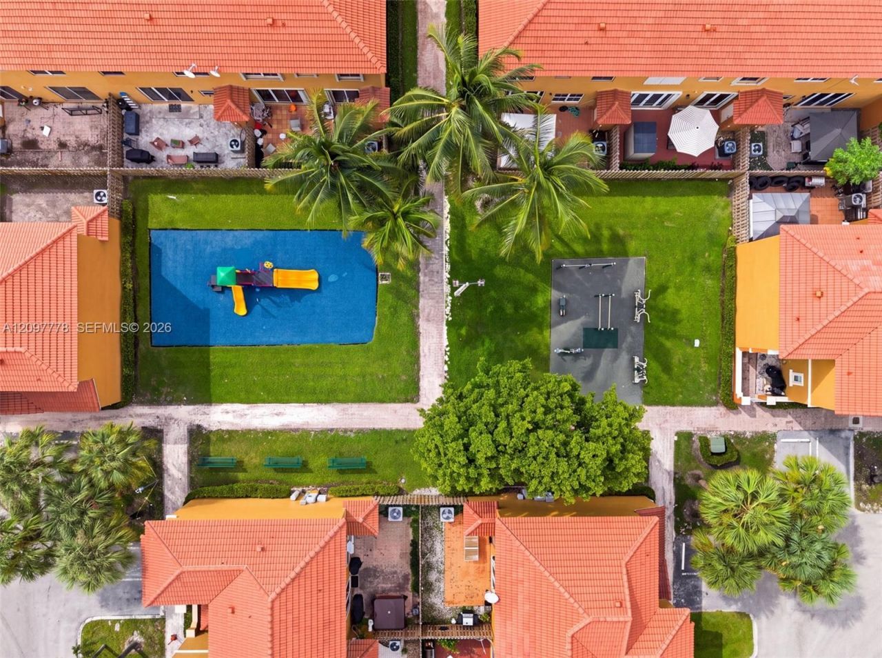 8520 NW 139th Ter , Unit 1607, Miami Lakes, FL 33016 Photo