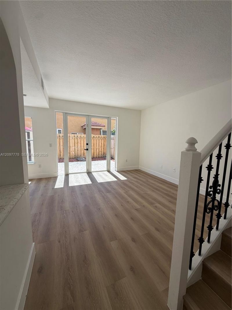 8520 NW 139th Ter , Unit 1607, Miami Lakes, FL 33016 Photo