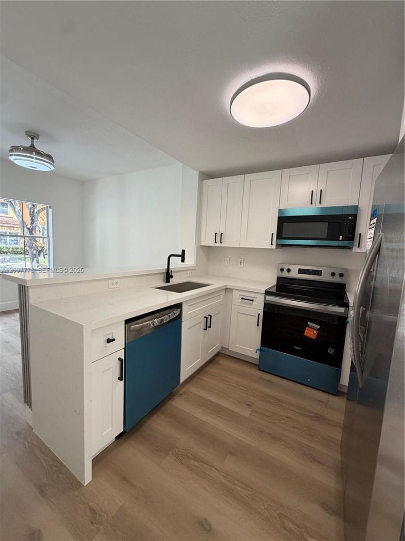 8520 NW 139th Ter , Unit 1607, Miami Lakes, FL 33016 Photo