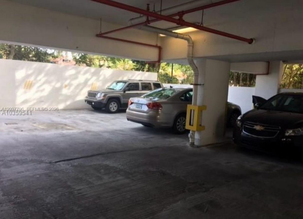 2740 SW 28th Ter, Unit 403, Coconut Grove, FL 33133 Photo