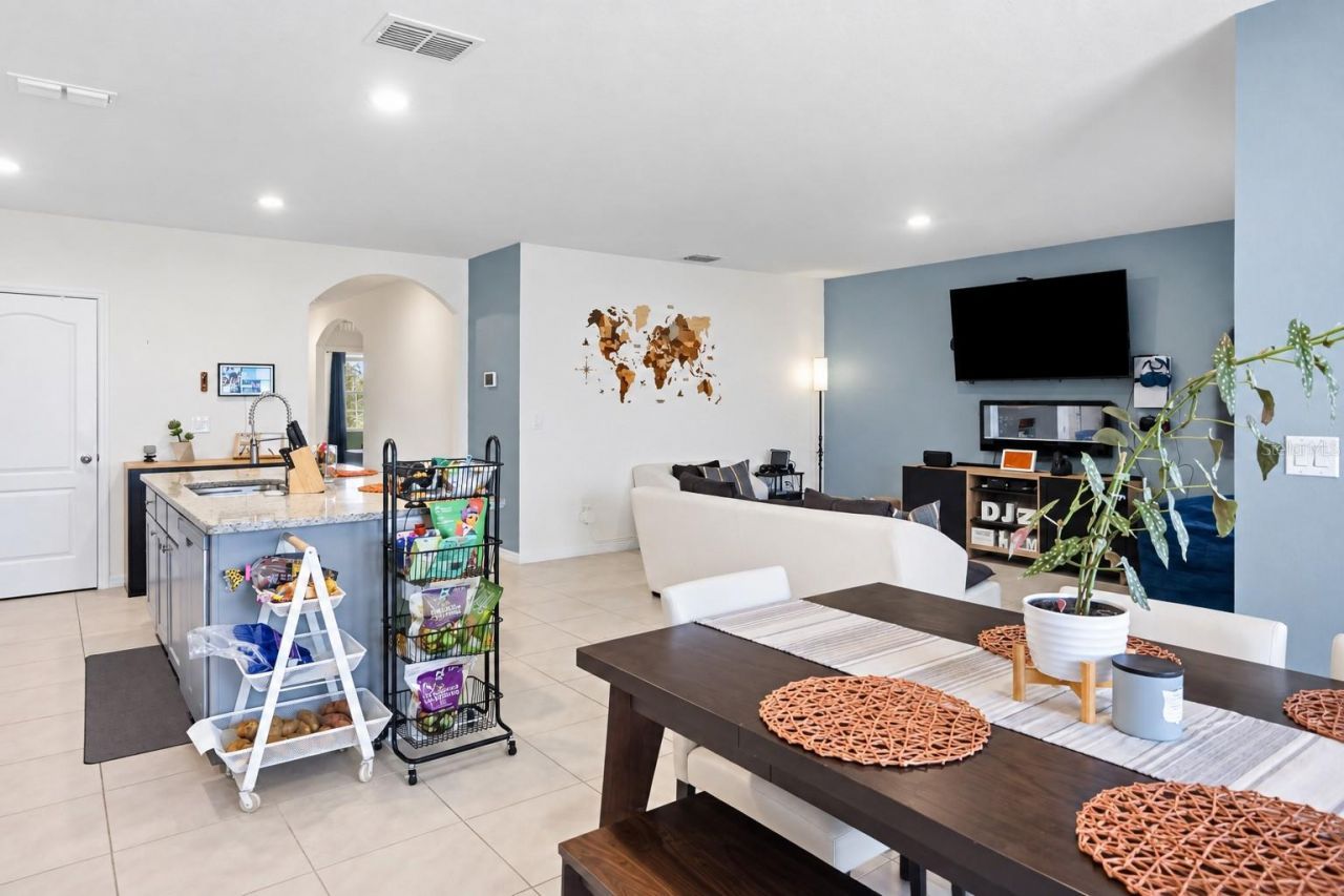 336 Winged Elm Drive, Debary, FL 32713 Photo