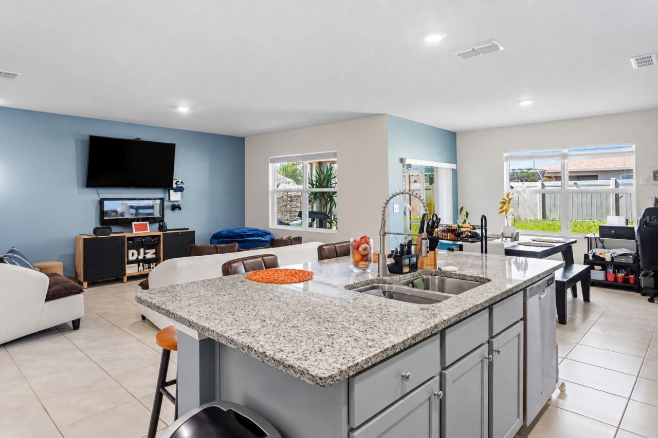 336 Winged Elm Drive, Debary, FL 32713 Photo